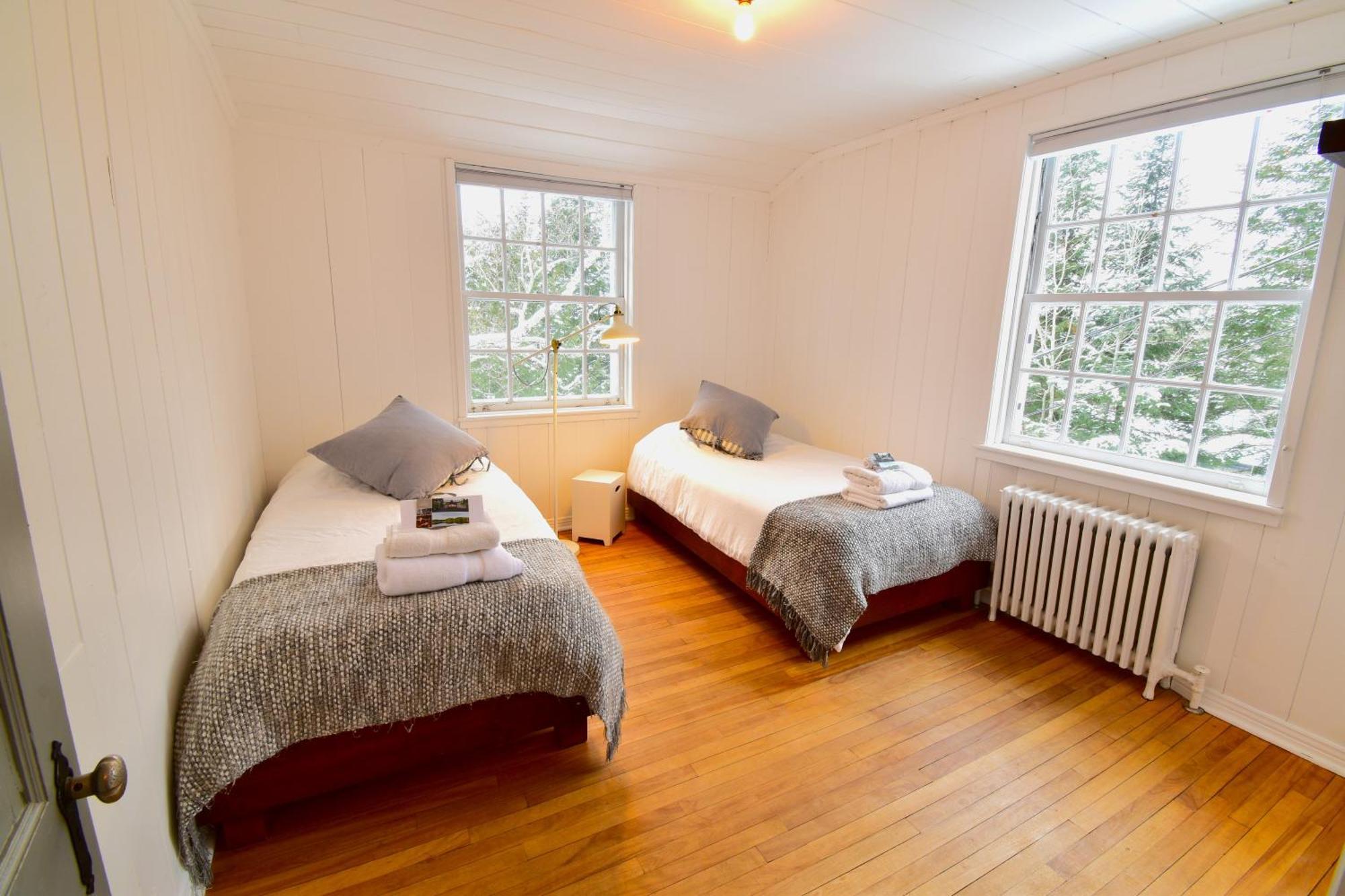 Le Partage Lodge: Destination Plein Air Et Sociale Val-Morin Экстерьер фото