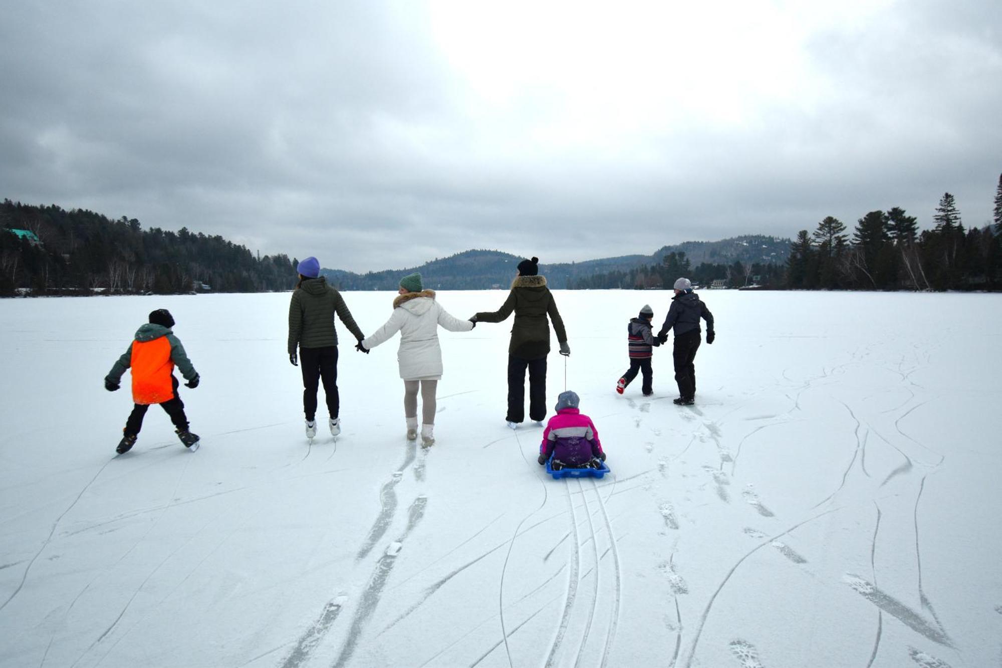 Le Partage Lodge: Destination Plein Air Et Sociale Val-Morin Экстерьер фото