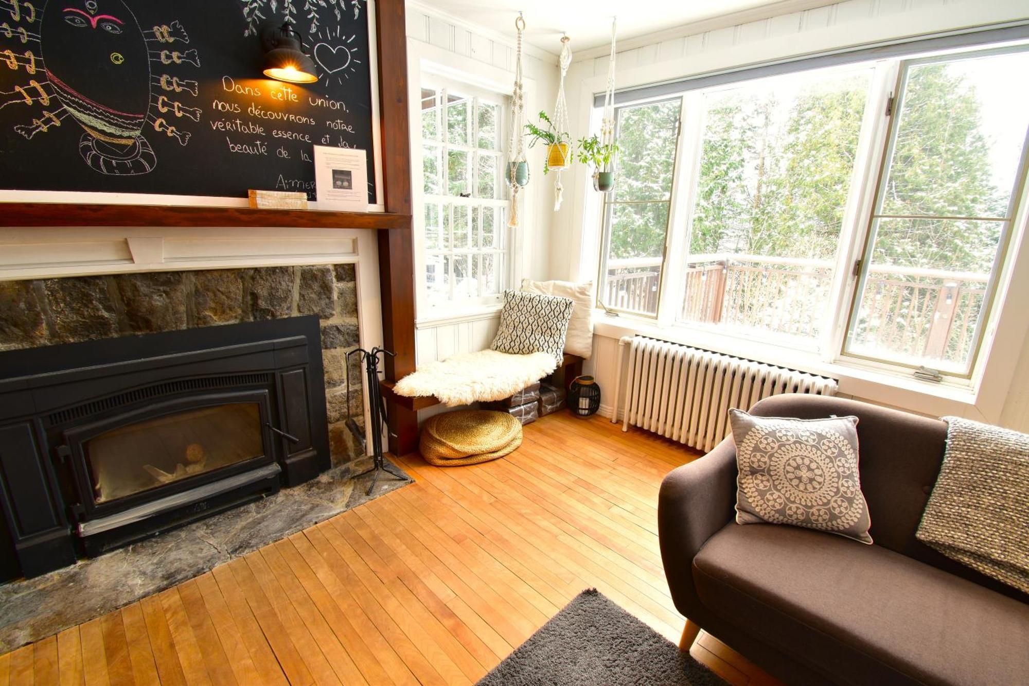 Le Partage Lodge: Destination Plein Air Et Sociale Val-Morin Экстерьер фото